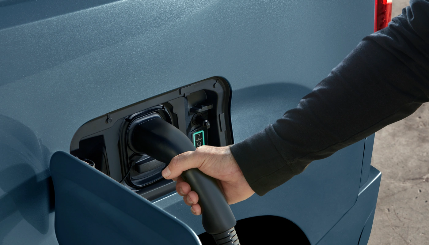 Fiat E Doblo - Carga Puerto Y Cable