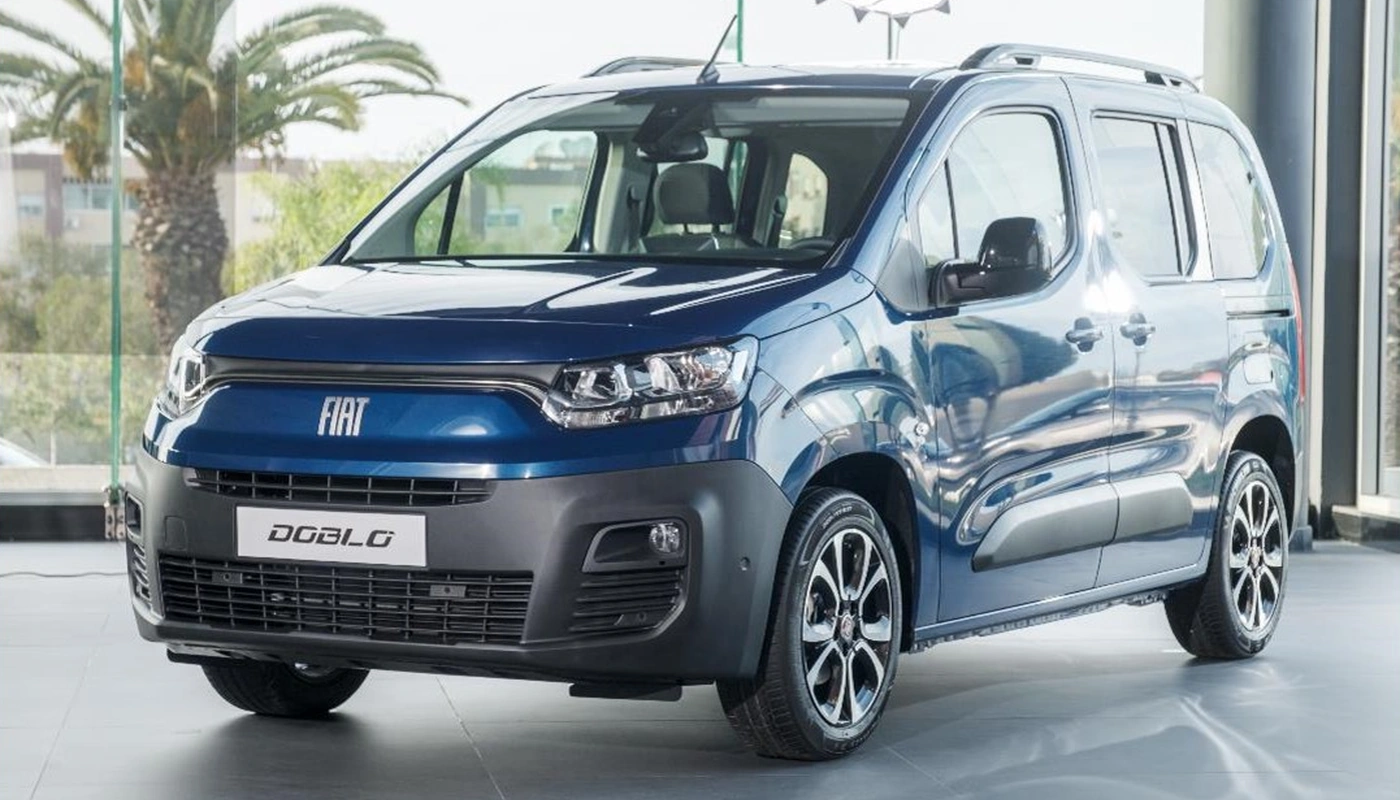 Fiat E Doblo - Contexto Entorno Real Contexto Aparcado Exterior Frontal Izquierda