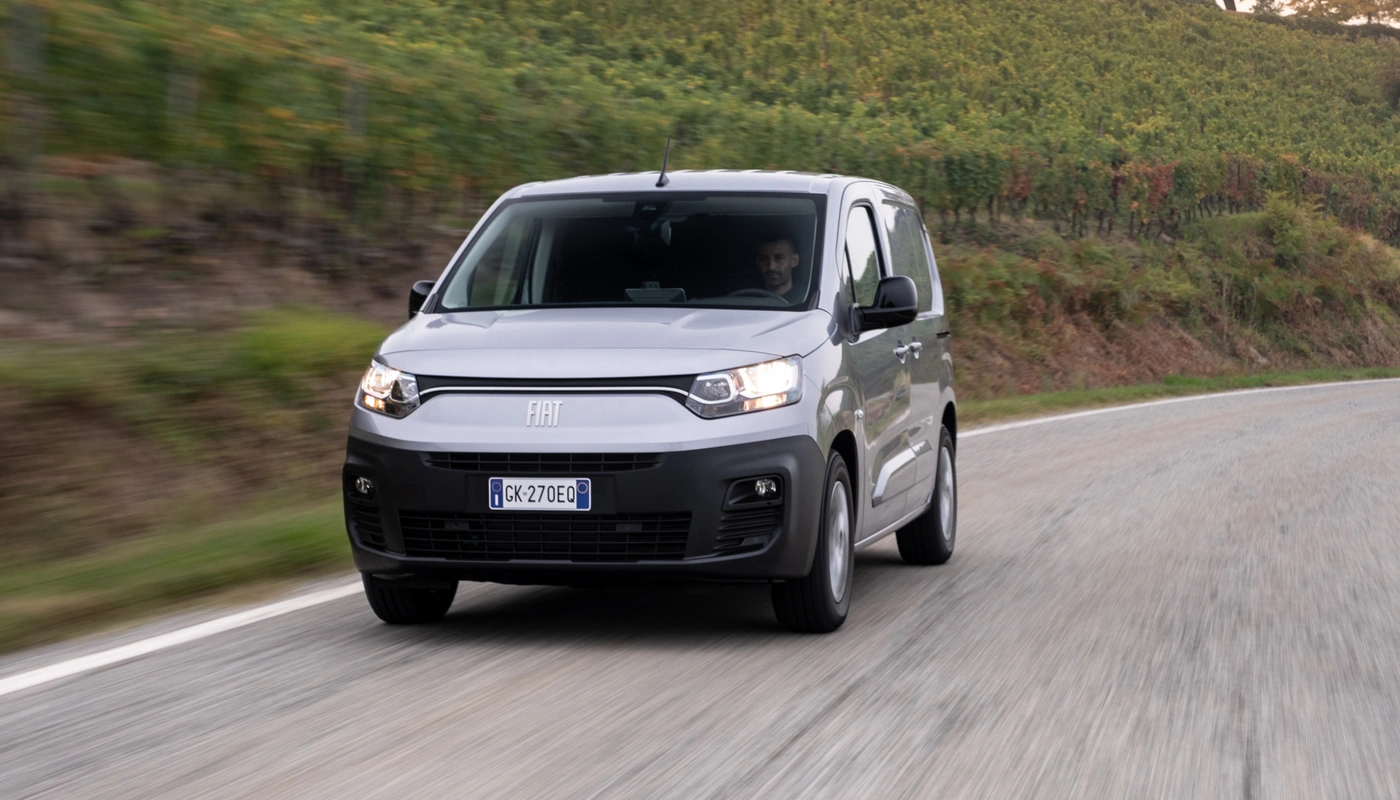 Fiat E Doblo - Contexto Entorno Real Contexto Conduciendo Exterior Frontal