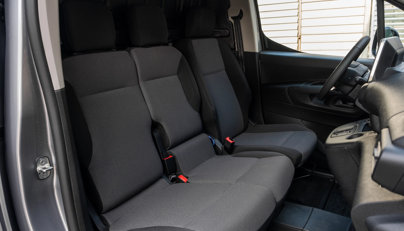 Fiat E Doblo - Interior Asientos Delanteros