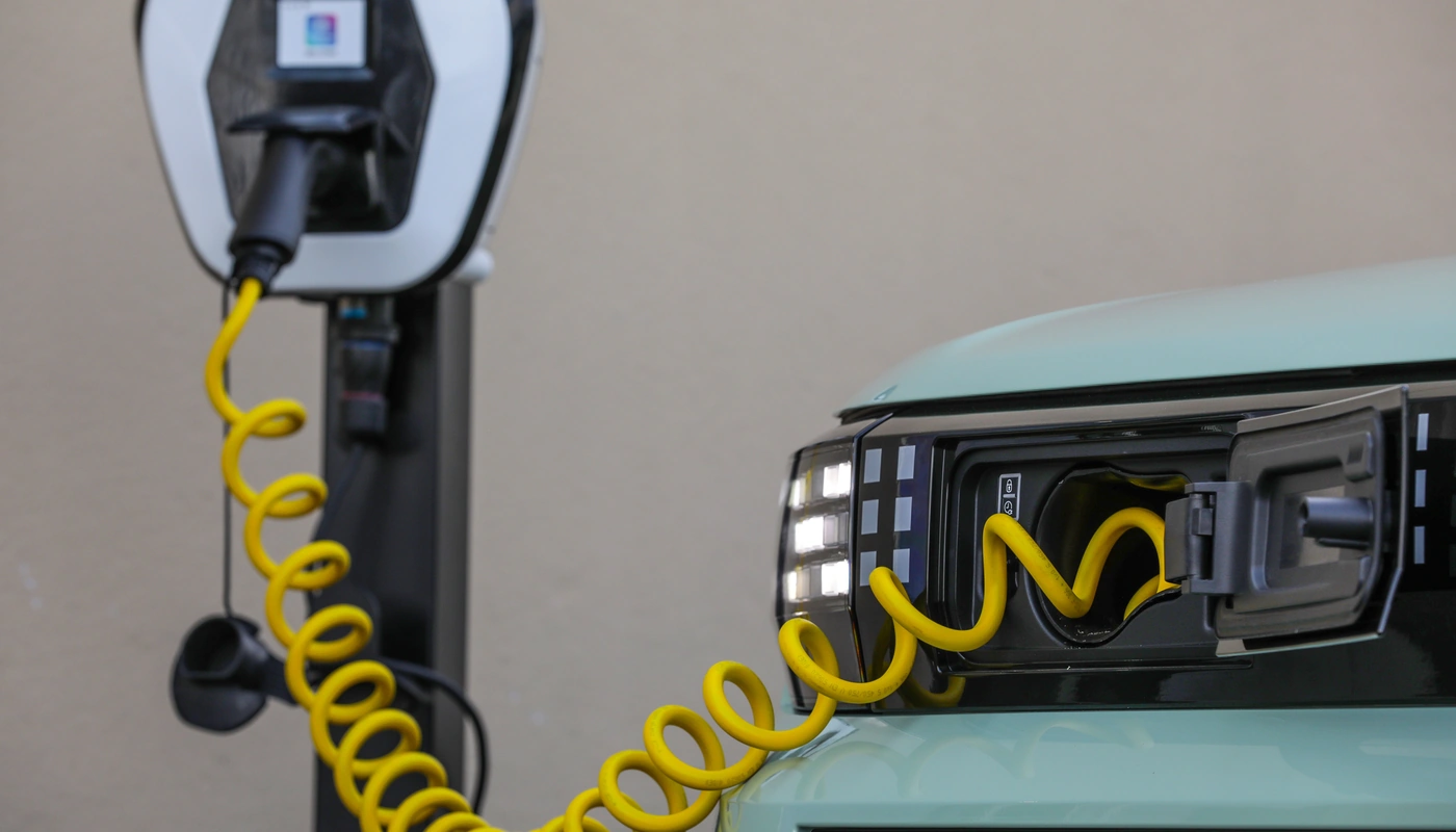 Fiat Grande Panda - Carga Estacion