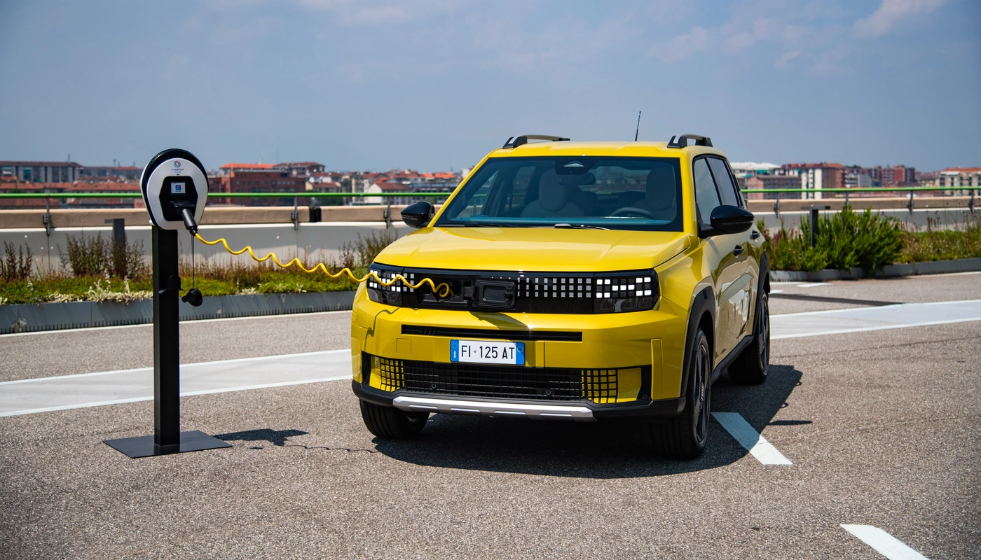 Fiat Grande Panda - Carga Estacion