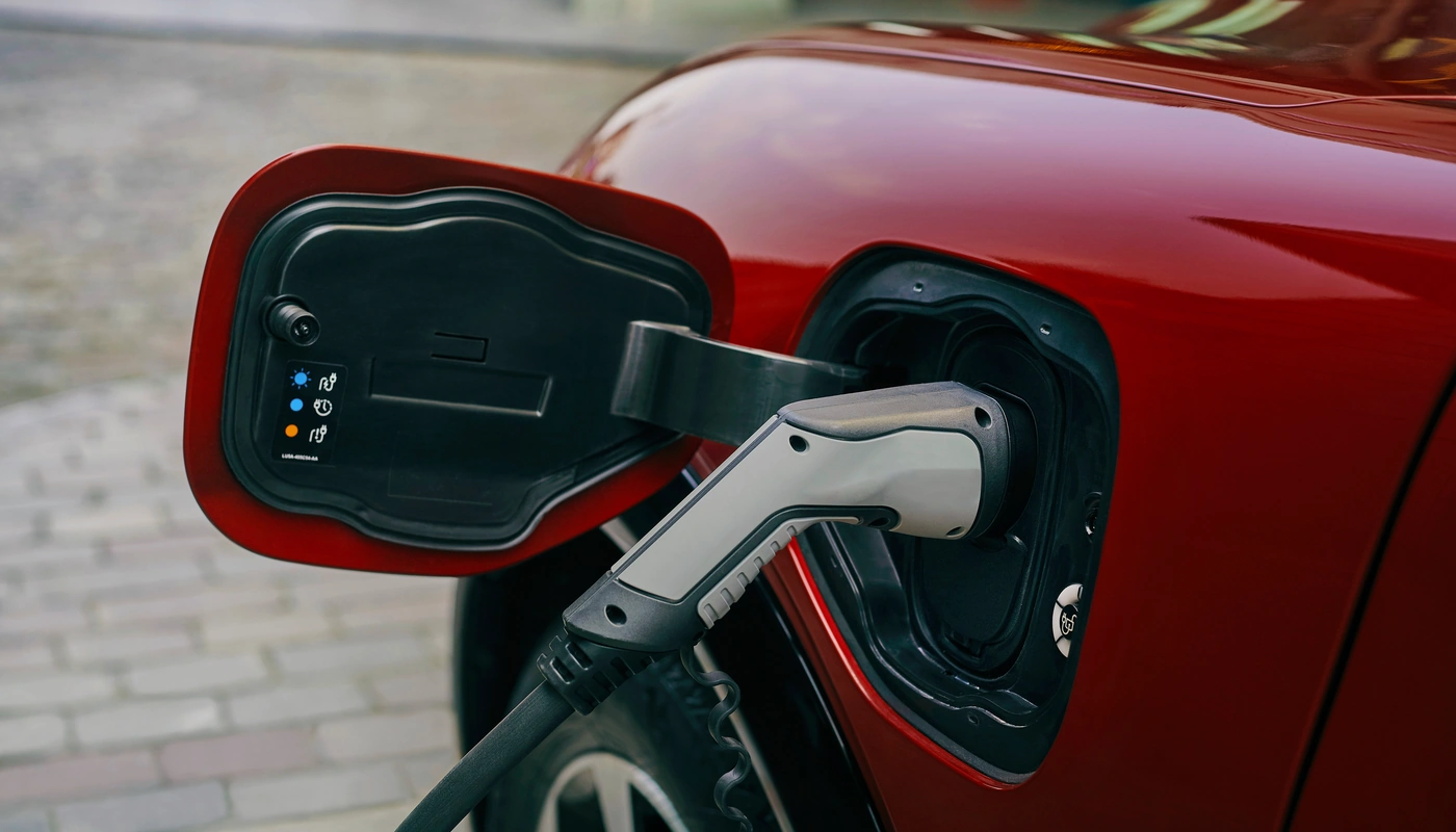 Ford Mustang Mach E - Carga Puerto Y Cable