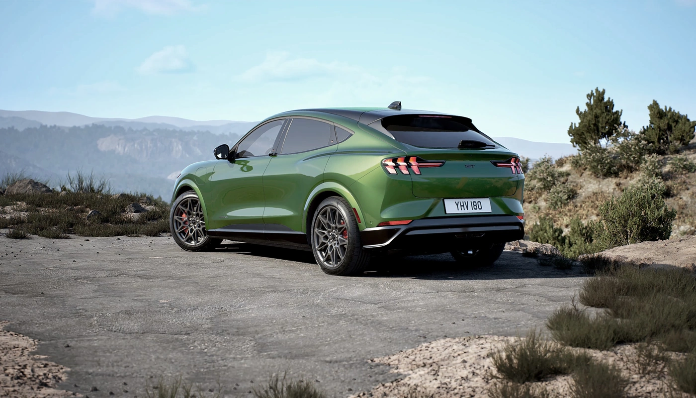 Ford Mustang Mach E - Contexto Entorno Real Contexto Aparcado Exterior Trasera Derecha