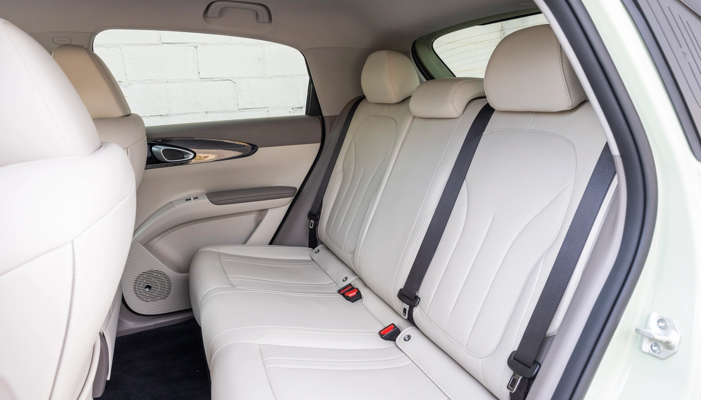 Geely E2 - Interior Asientos Traseros