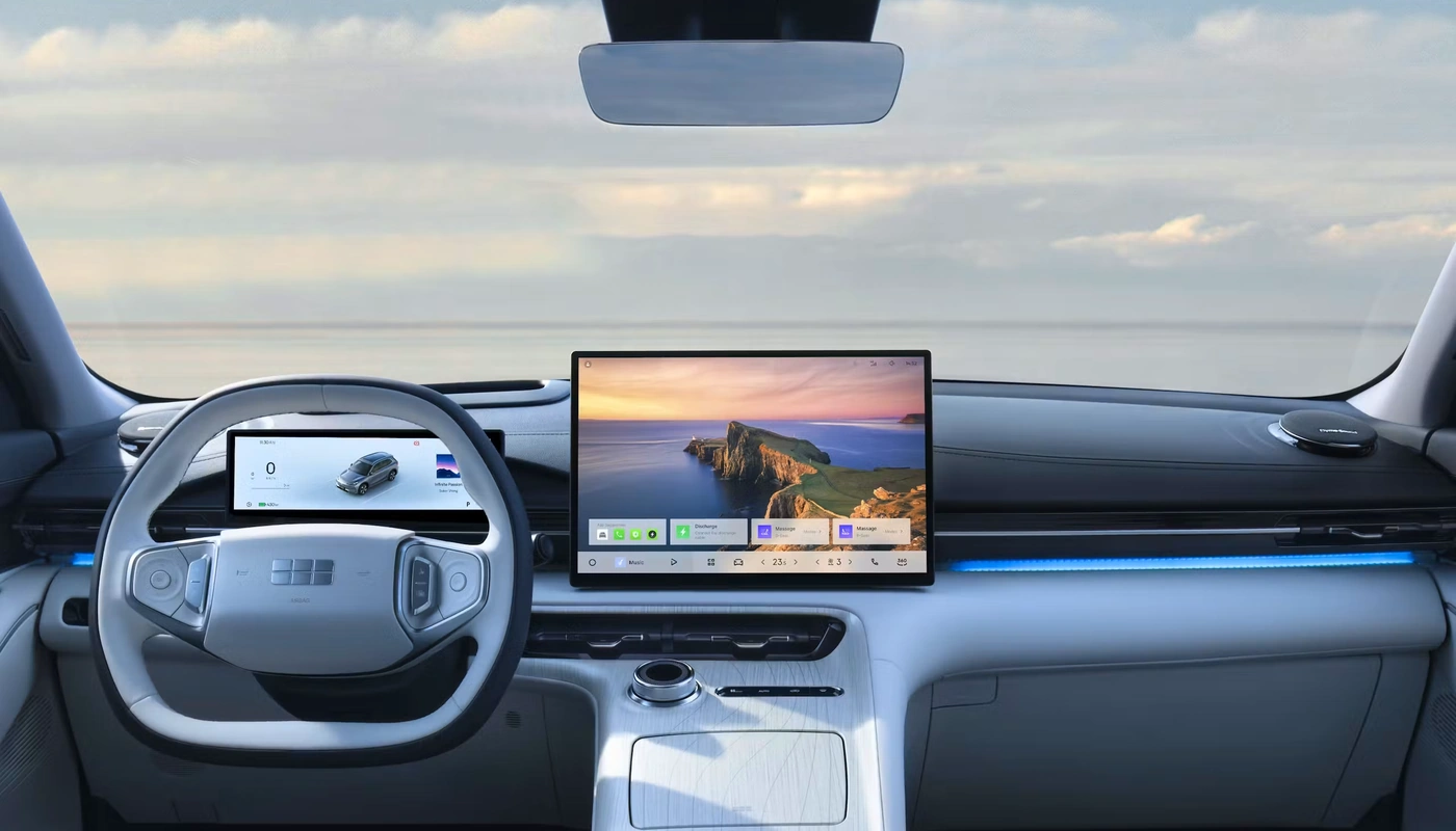 Geely E5 - Interior Pantalla Central Interior Volante