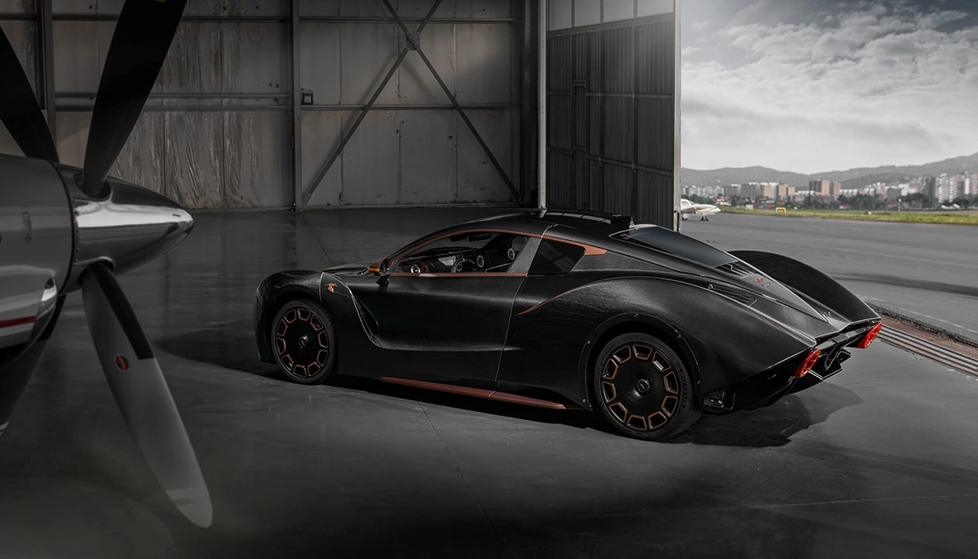 Hispano Suiza Carmen Boulogne - Contexto Estudio Exterior Trasera Derecha Exterior Lateral Izquierda