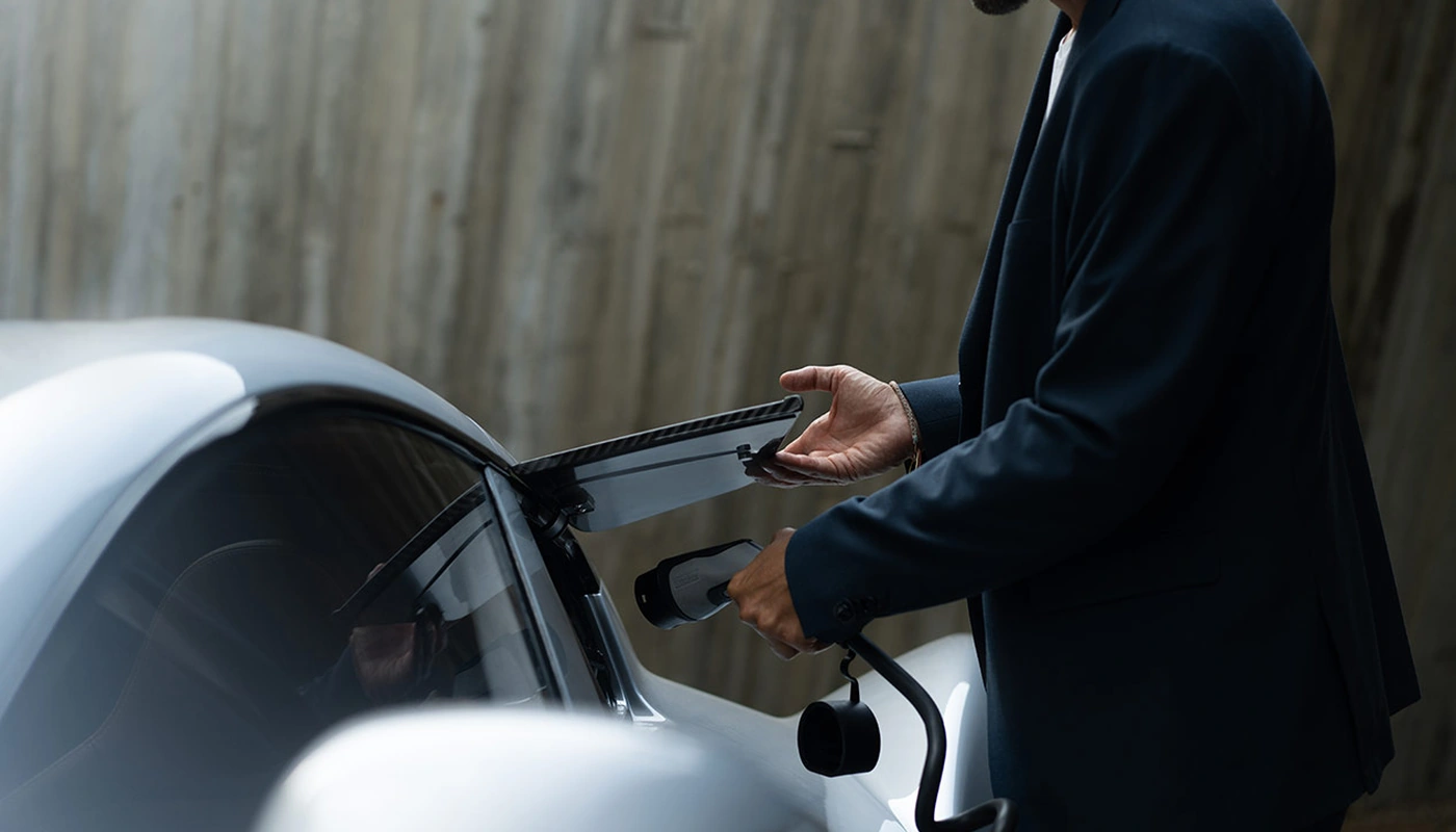 Hispano Suiza Carmen - Carga Puerto Y Cable