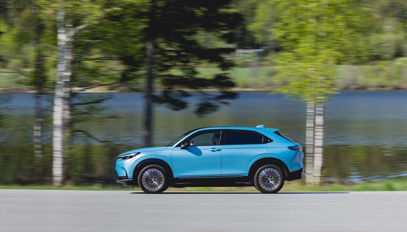 Honda Eny1 - Contexto Entorno Real Contexto Conduciendo Exterior Lateral Izquierda