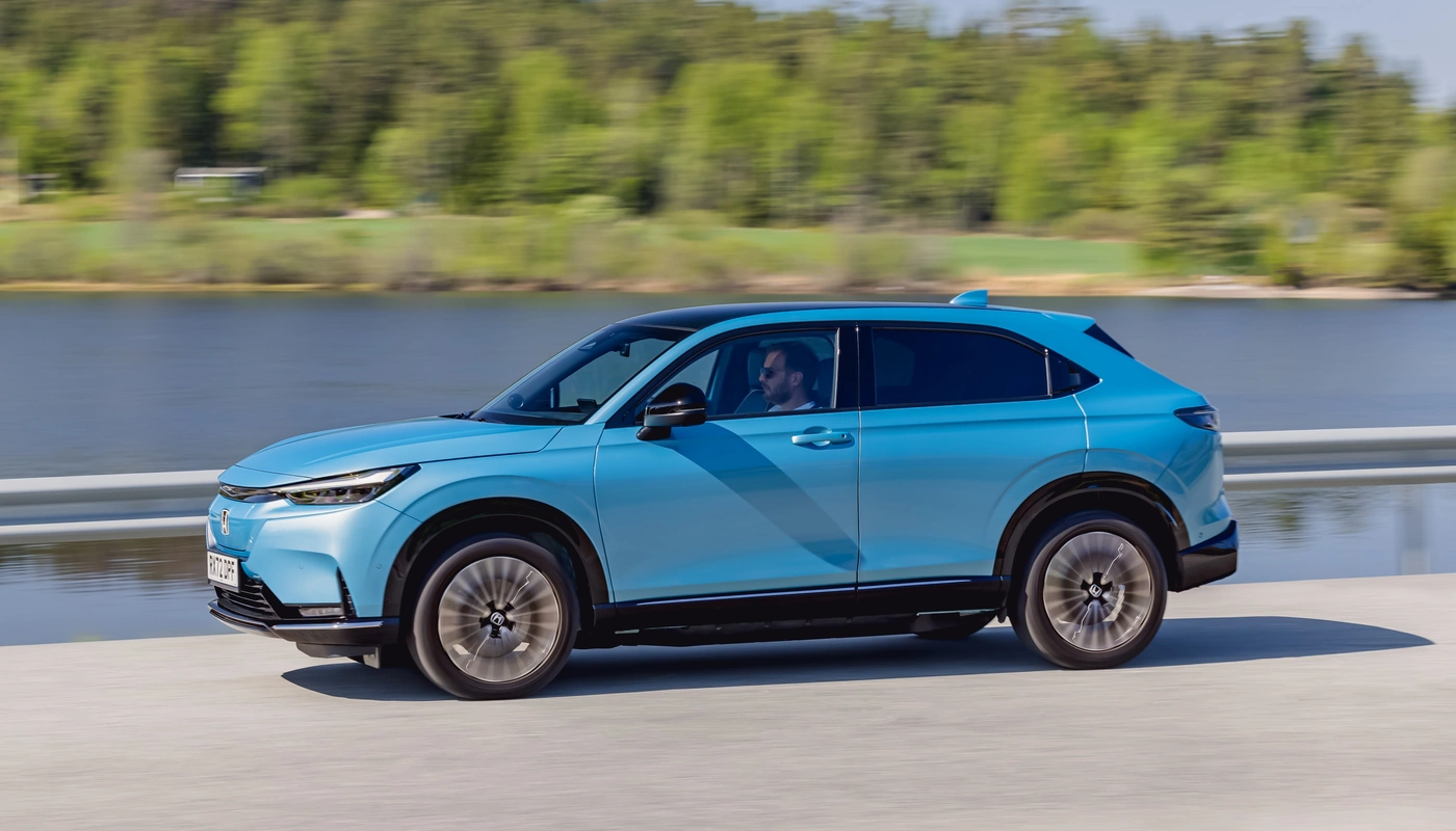 Honda Eny1 - Contexto Entorno Real Contexto Conduciendo Exterior Lateral Izquierda