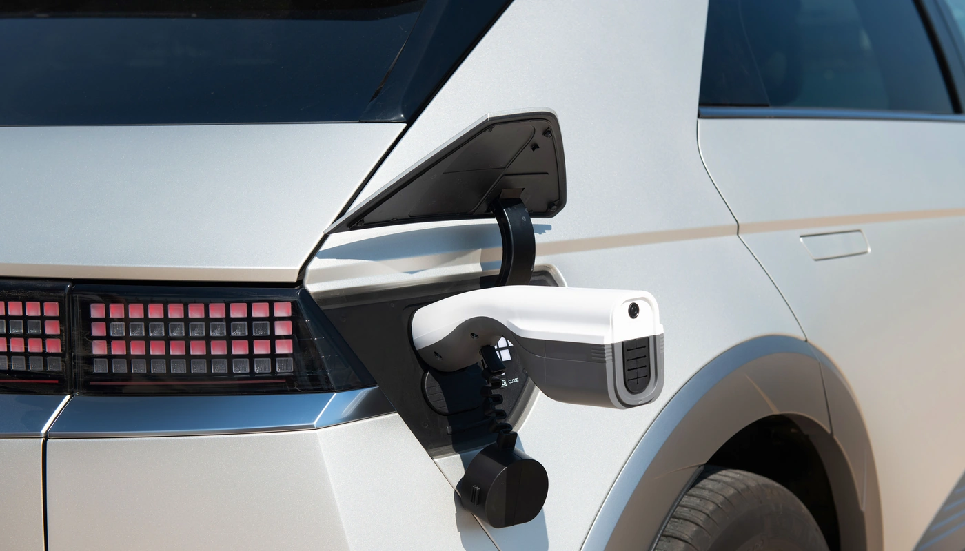 Hyundai Ioniq 5 - Carga Puerto Y Cable