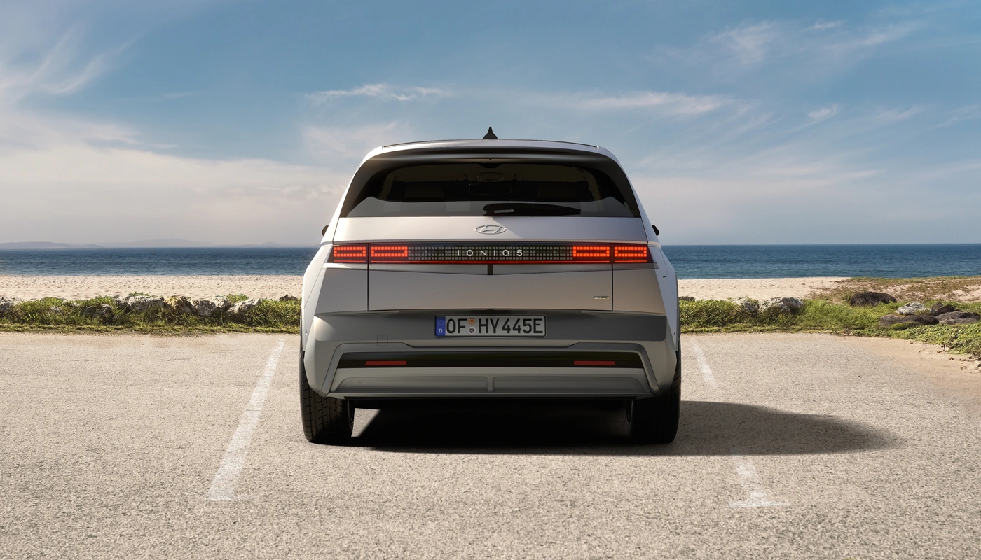 Hyundai Ioniq 5 - Contexto Entorno Real Contexto Aparcado Exterior Trasera