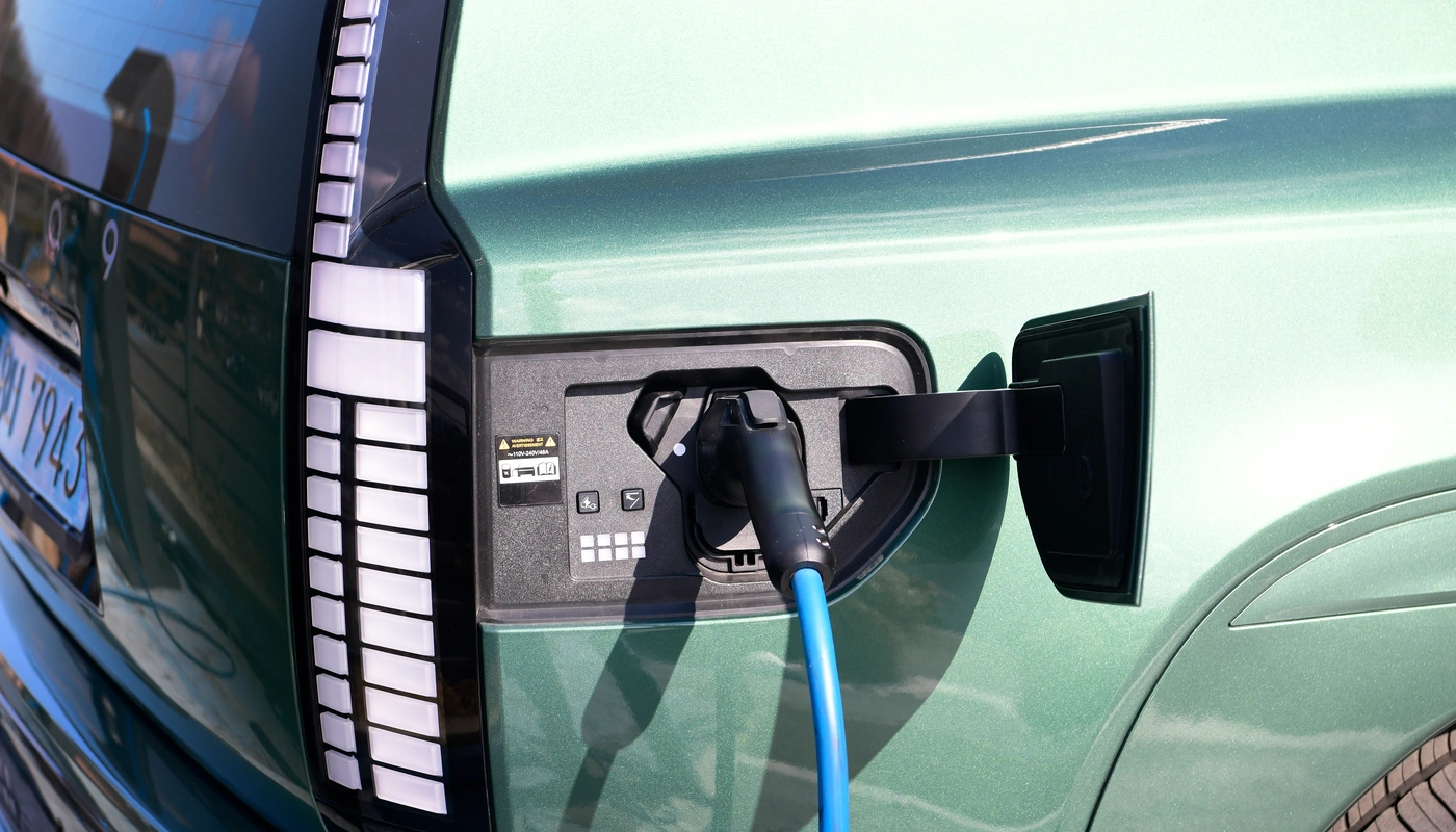 Hyundai Ioniq 9 - Carga Puerto Y Cable