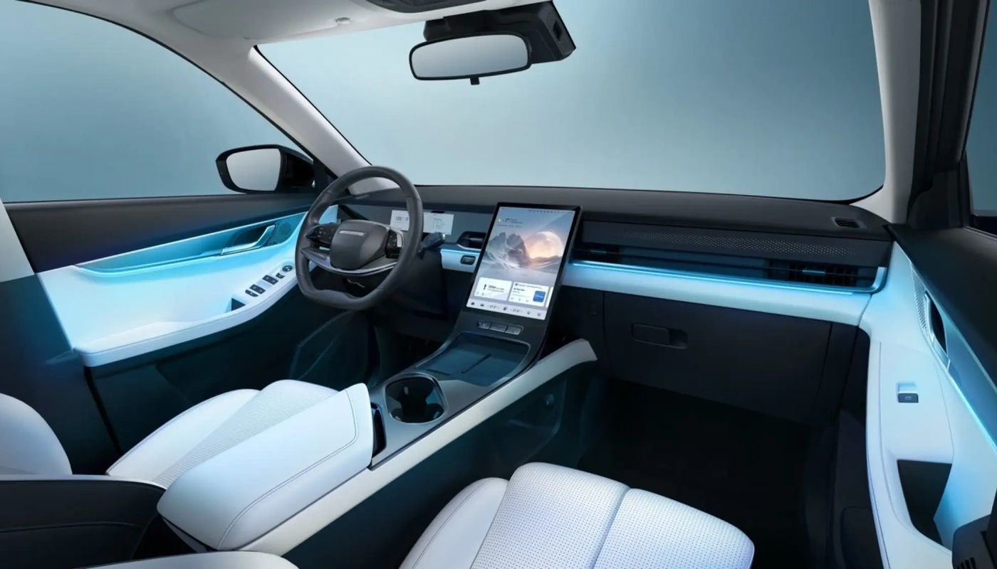 Jaecoo 5 Ev - Interior Salpicadero Interior Asientos Delanteros Interior Pantalla Central Interior Volante