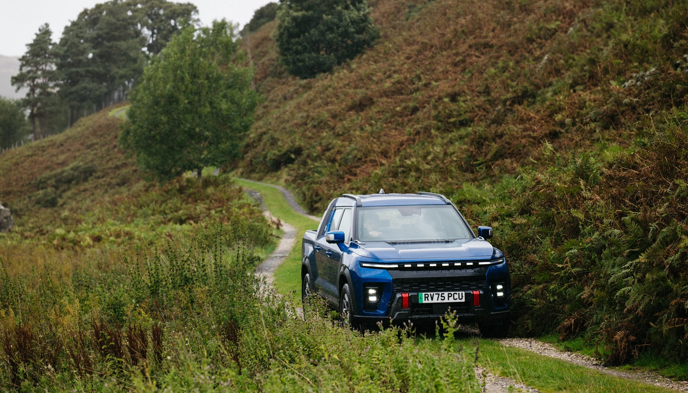 Kgm Musso Evx - Contexto Entorno Real Contexto Conduciendo Exterior Frontal