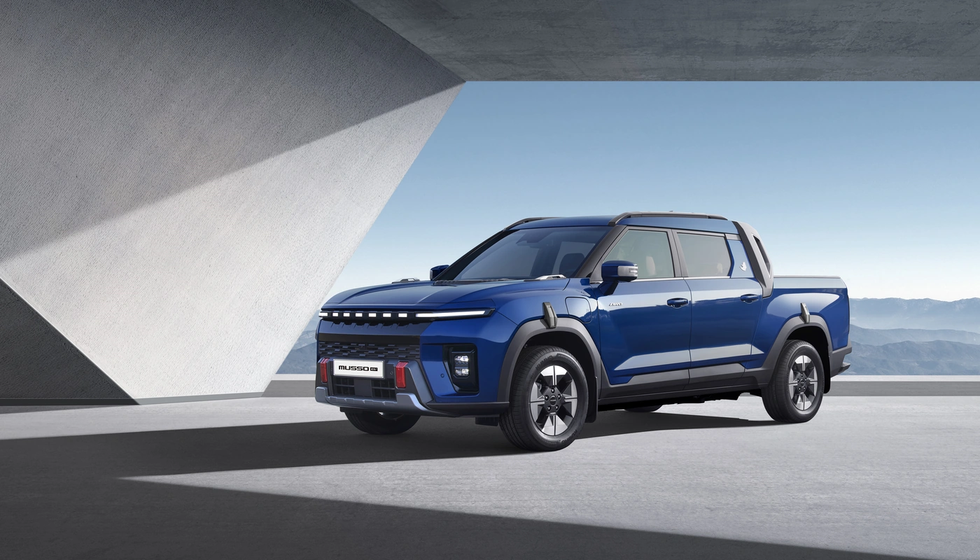 Kgm Musso Evx - Contexto Estudio Contexto Aparcado Exterior Frontal Izquierda