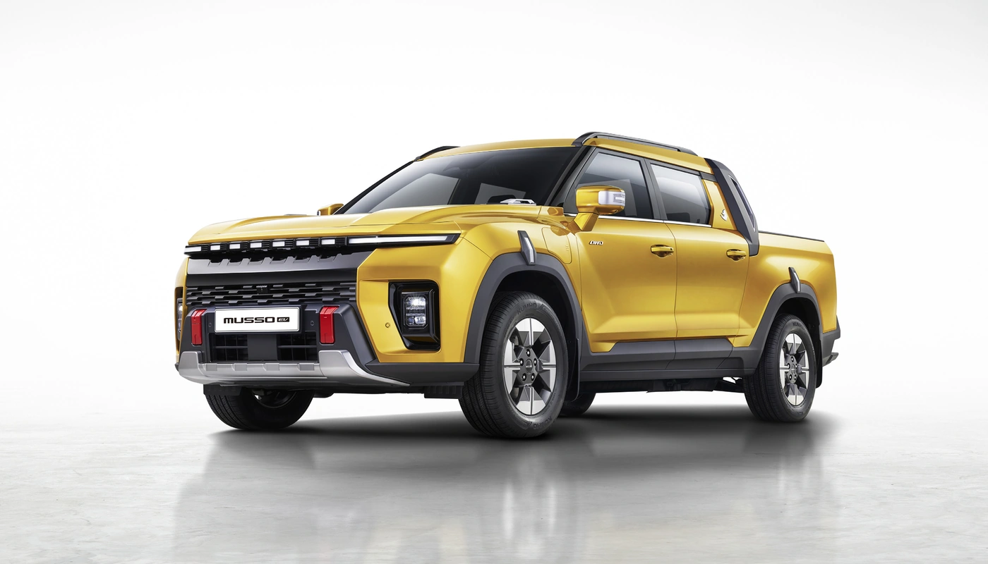 Kgm Musso Evx - Contexto Estudio Recortado Exterior Frontal Izquierda