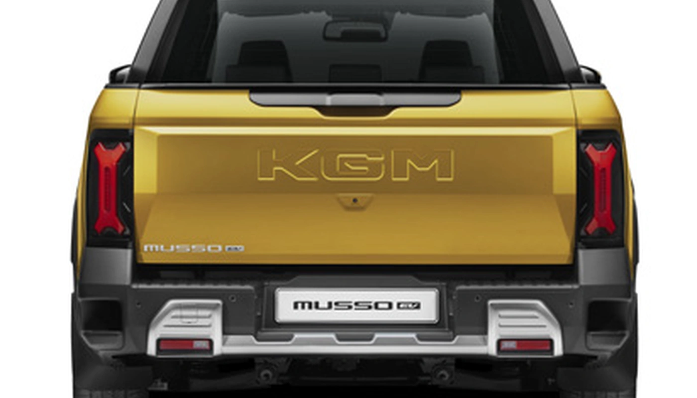 Kgm Musso Evx - Contexto Estudio Recortado Exterior Trasera
