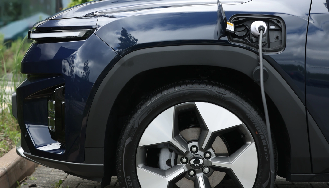 Kgm Torres Evx - Carga Puerto Y Cable