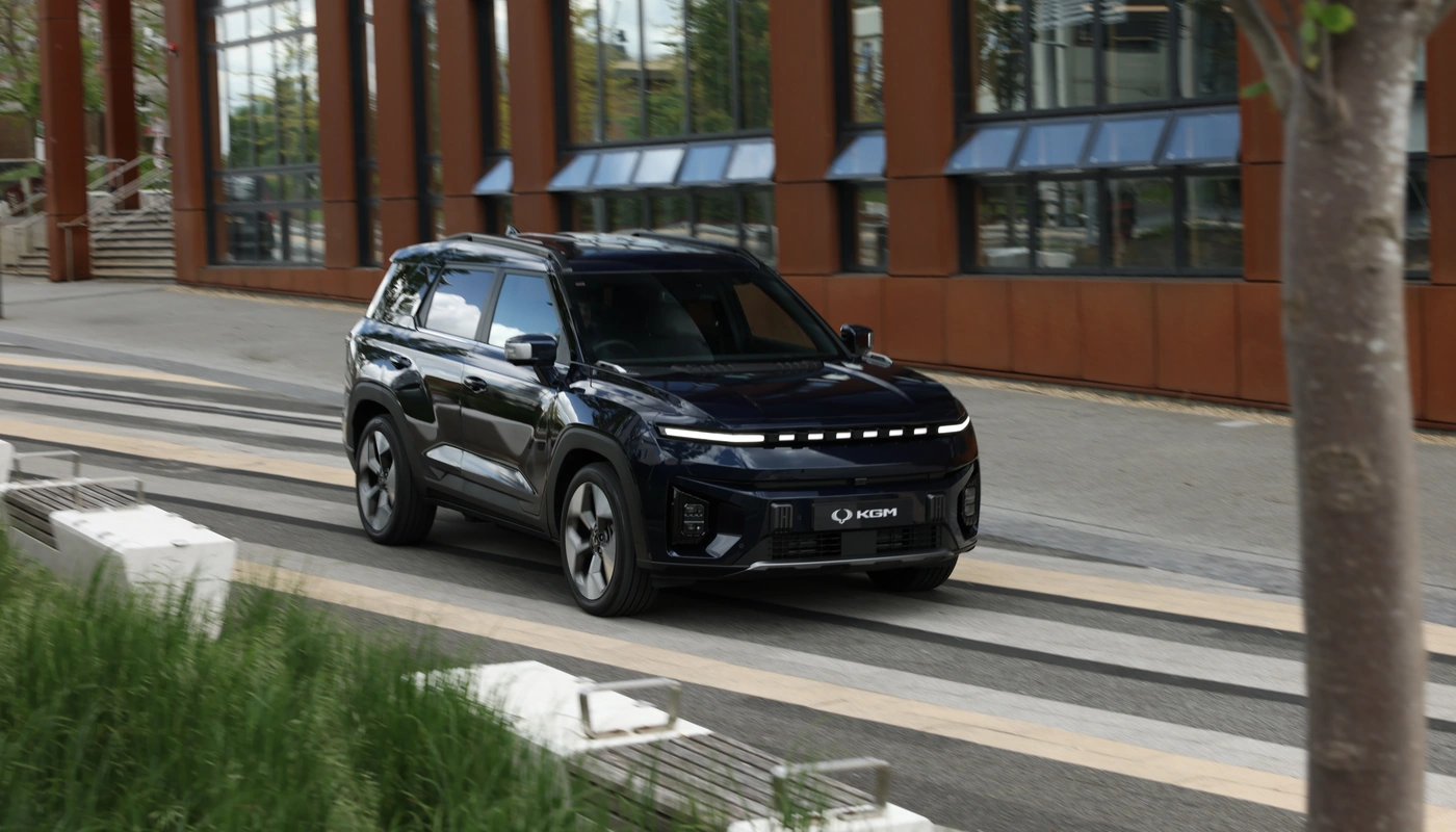 Kgm Torres Evx - Contexto Entorno Real Contexto Conduciendo Exterior Frontal Derecha