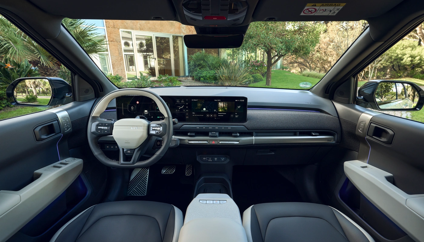 Kia Ev3 - Interior Salpicadero Interior Asientos Delanteros Interior Pantalla Central Interior Volante