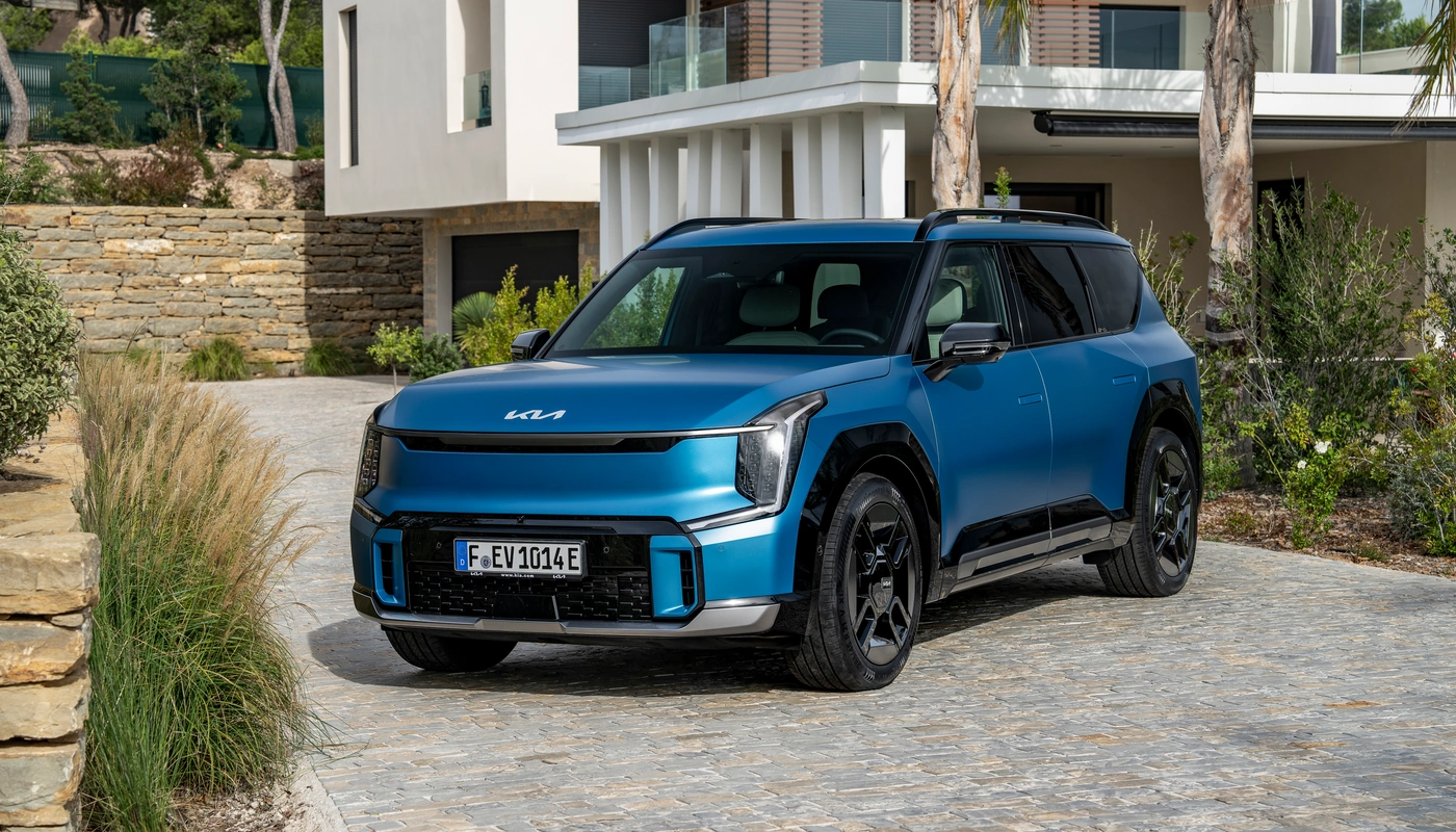 Kia Ev9 - Contexto Entorno Real Contexto Aparcado Exterior Frontal Izquierda