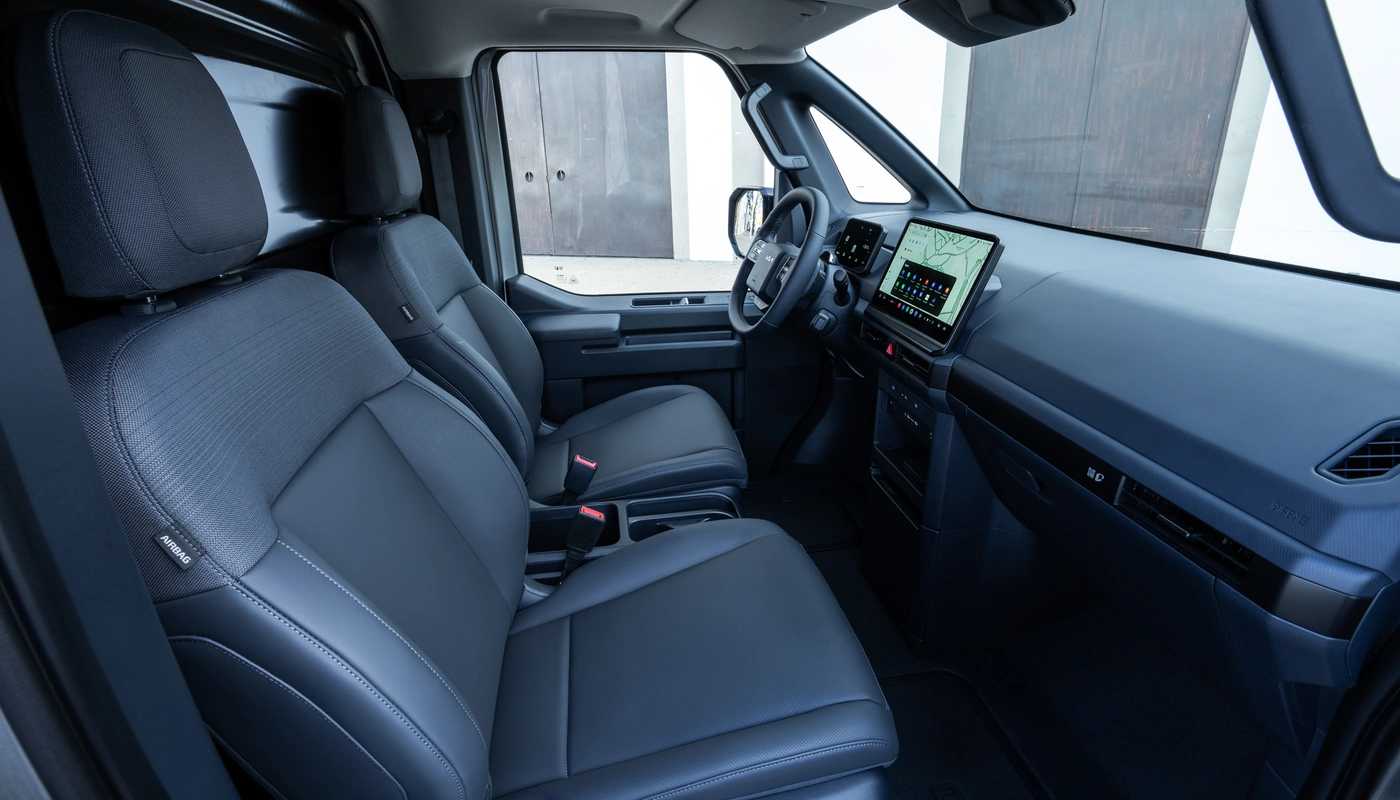 Kia Pv5 Cargo - Interior Asientos Delanteros