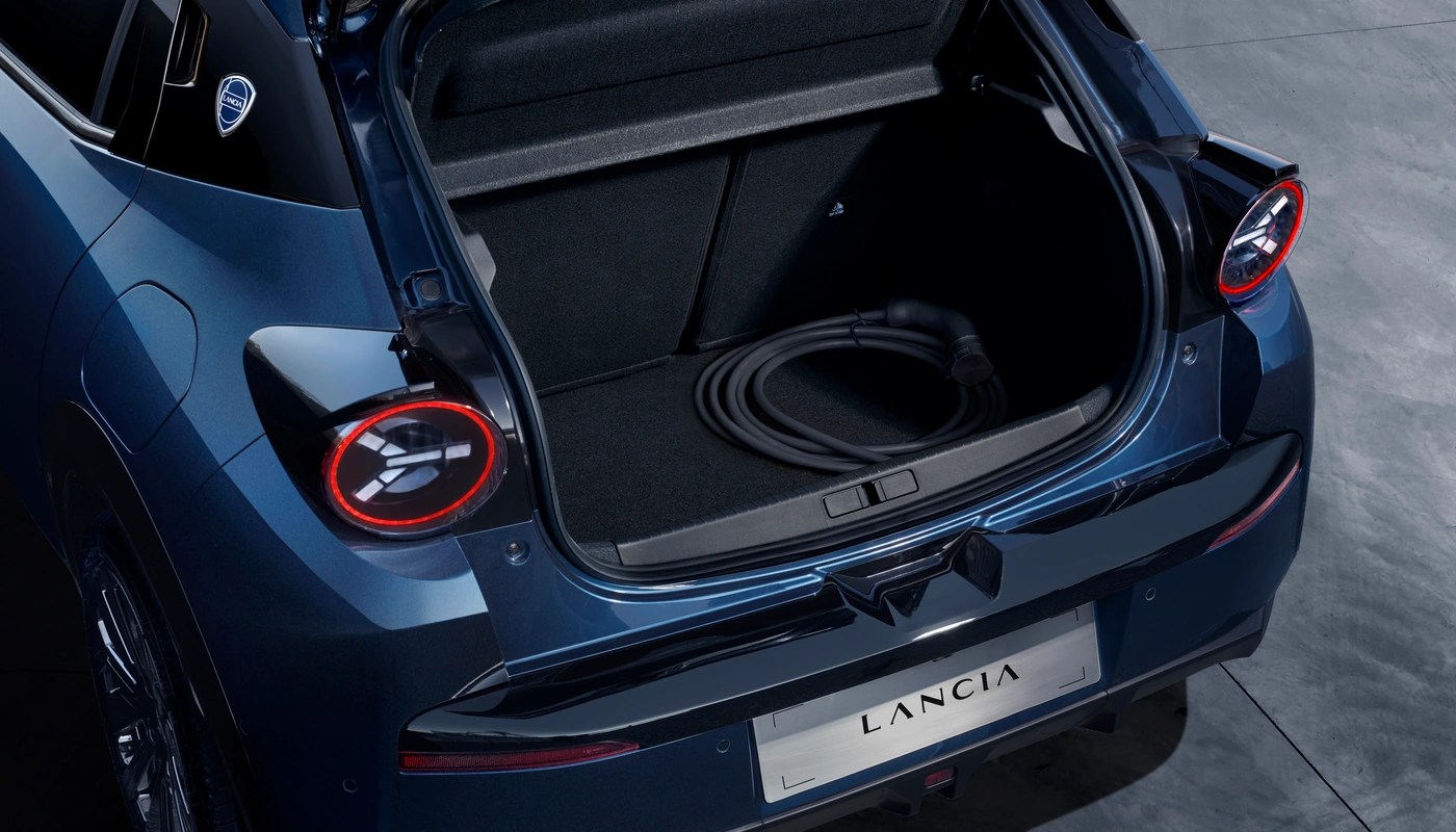 Lancia Ypsilon - Almacenamiento Maletero