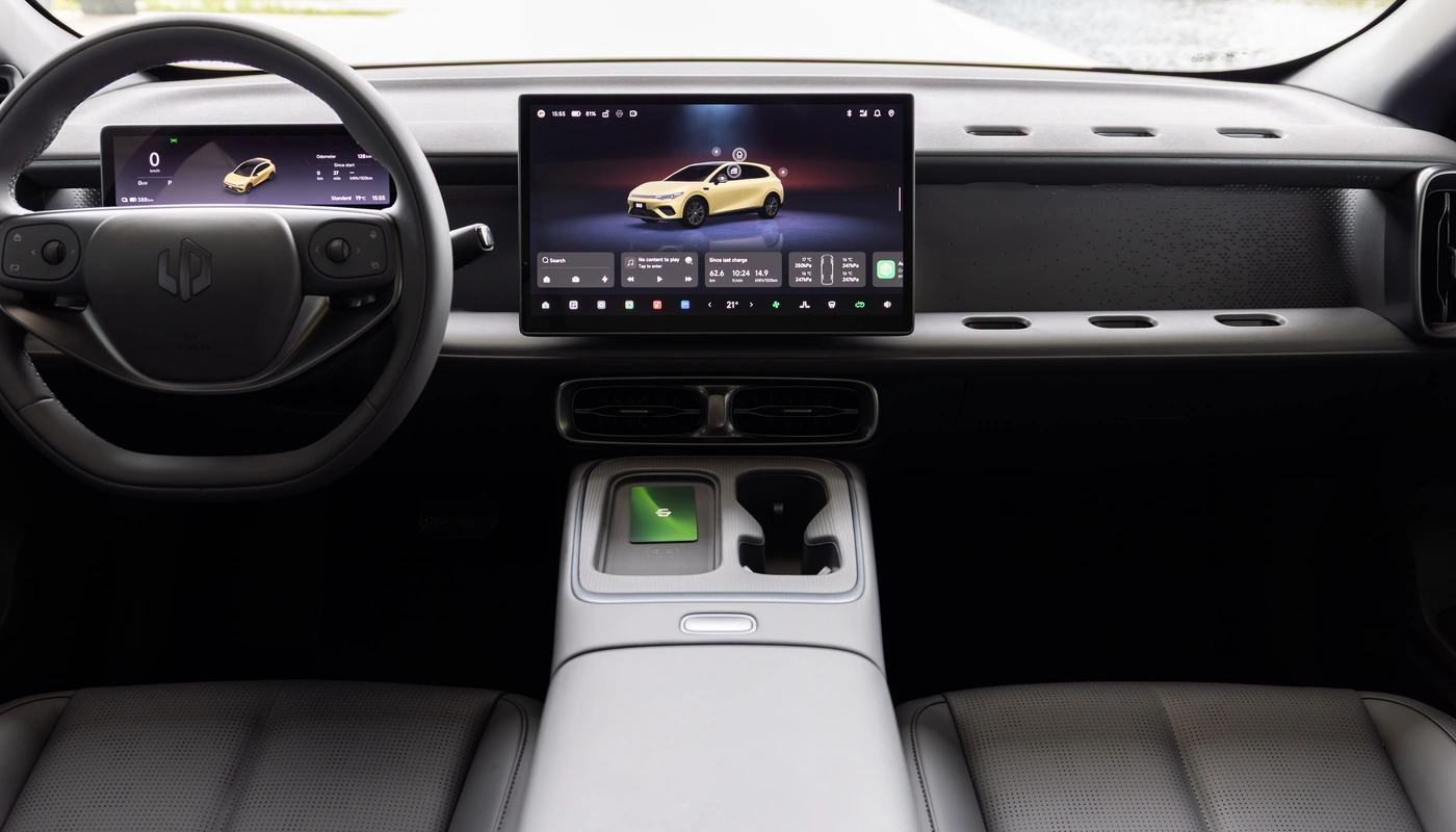 Leapmotor B05 - Interior Detalle