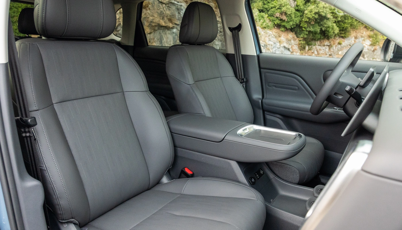 Leapmotor B10 - Interior Asientos Delanteros