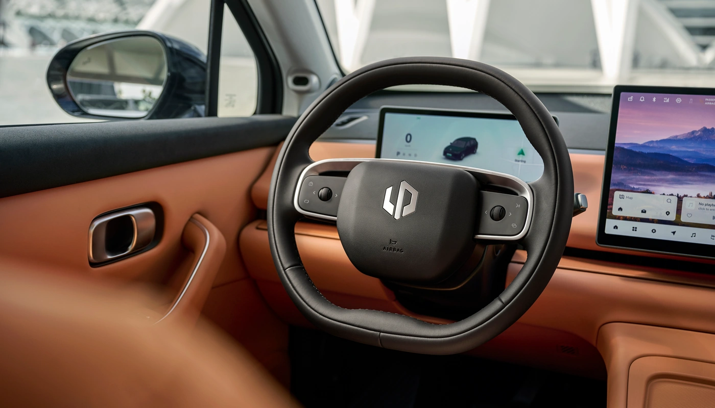 Leapmotor C10 - Interior Salpicadero Interior Volante