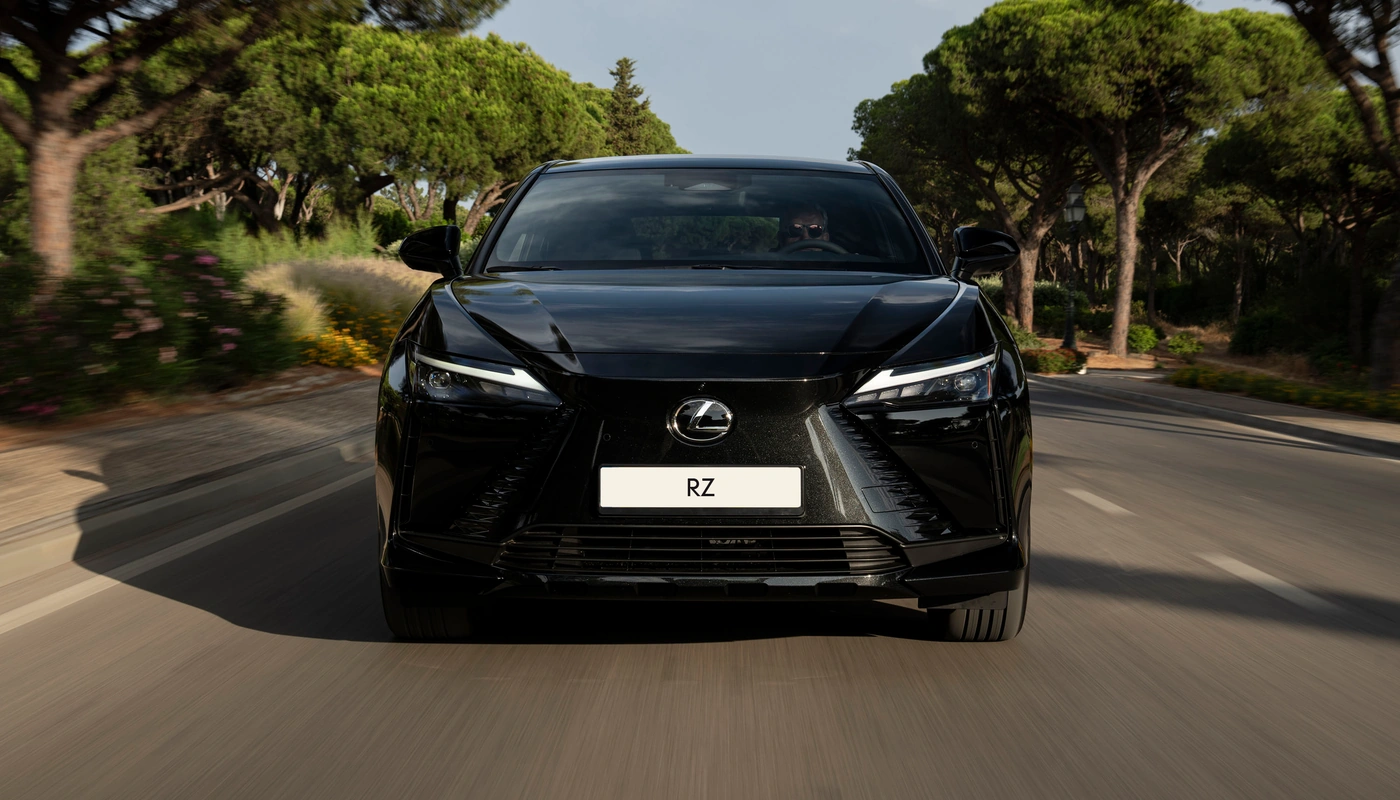 Lexus Rz - Contexto Entorno Real Contexto Conduciendo Exterior Frontal