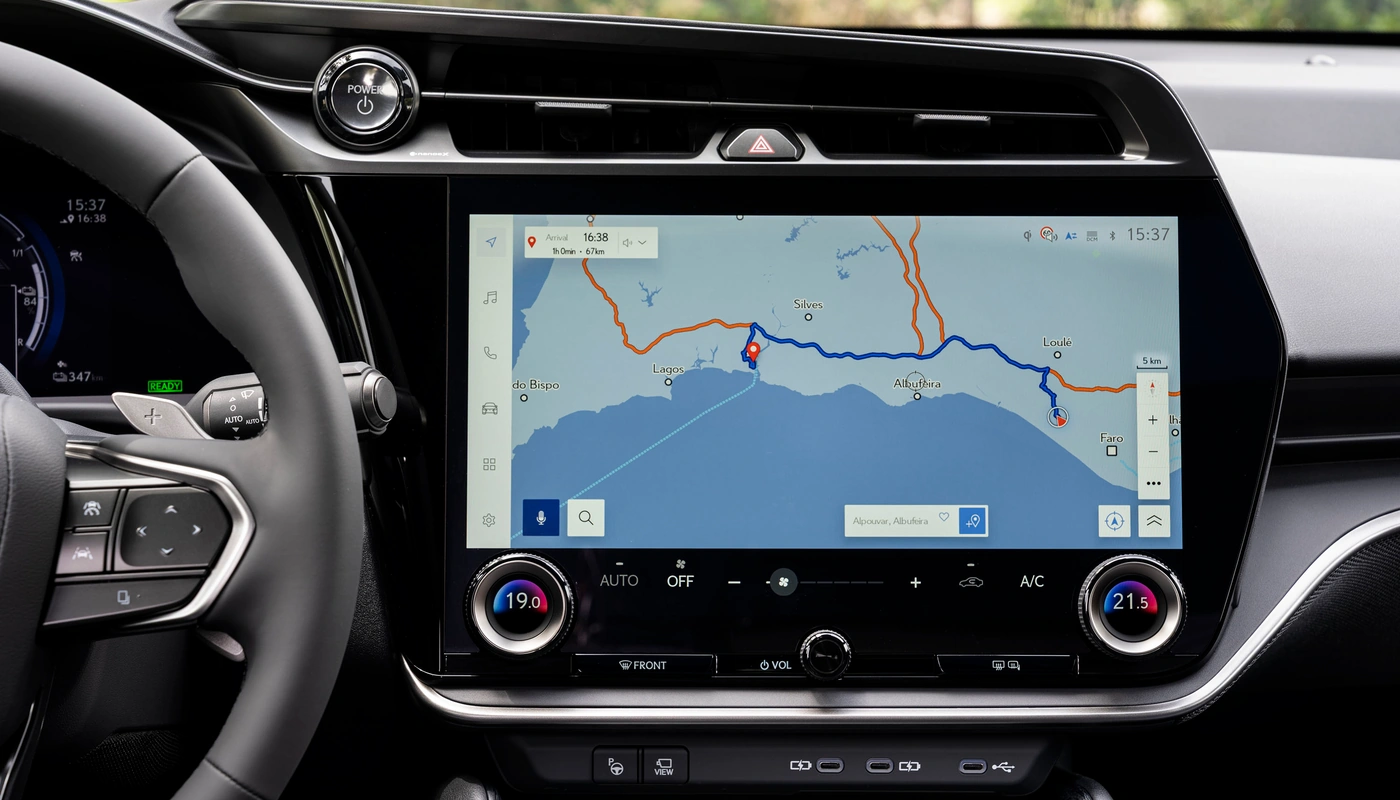 Lexus Rz - Interior Pantalla Central