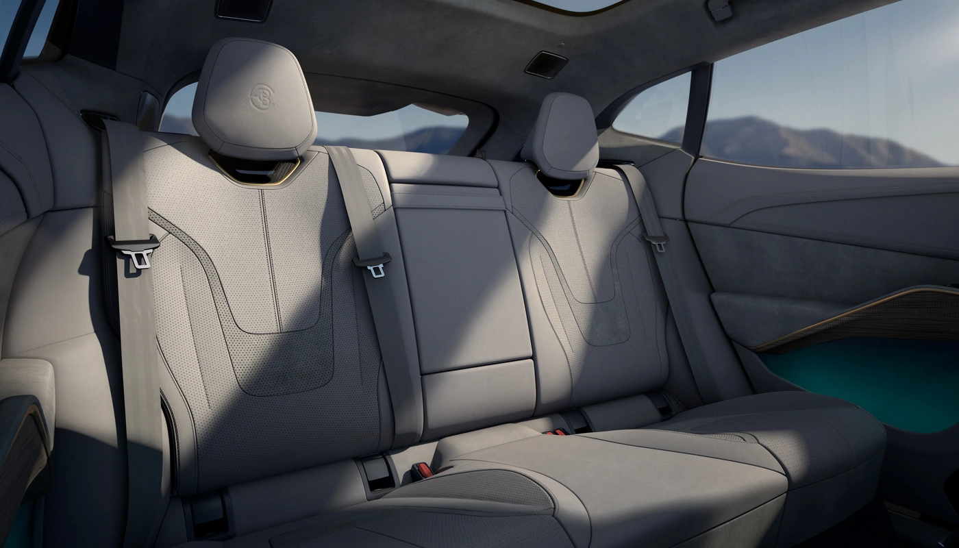 Lotus Eletre - Interior Asientos Traseros