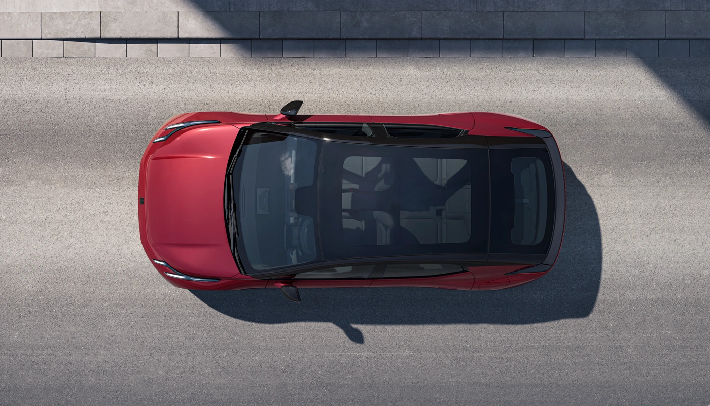 Lynkco 02 - Contexto Estudio Recortado Contexto Aparcado Exterior Superior