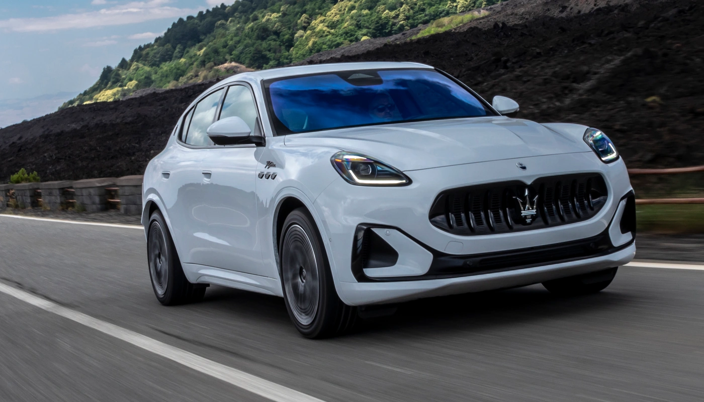 Maserati Grecale - Contexto Entorno Real Contexto Conduciendo Exterior Frontal Derecha
