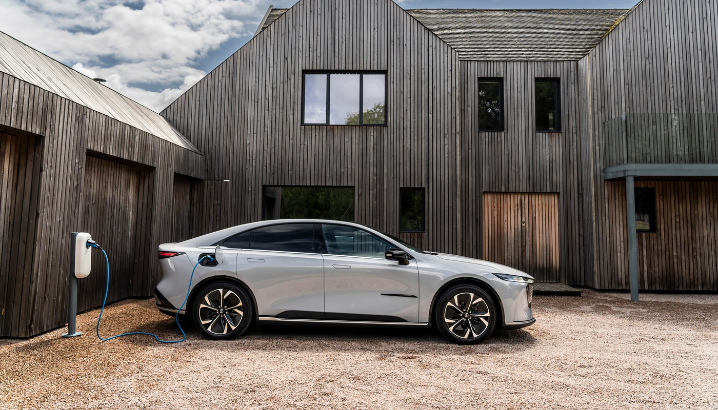 Mazda 6e - Carga Estacion