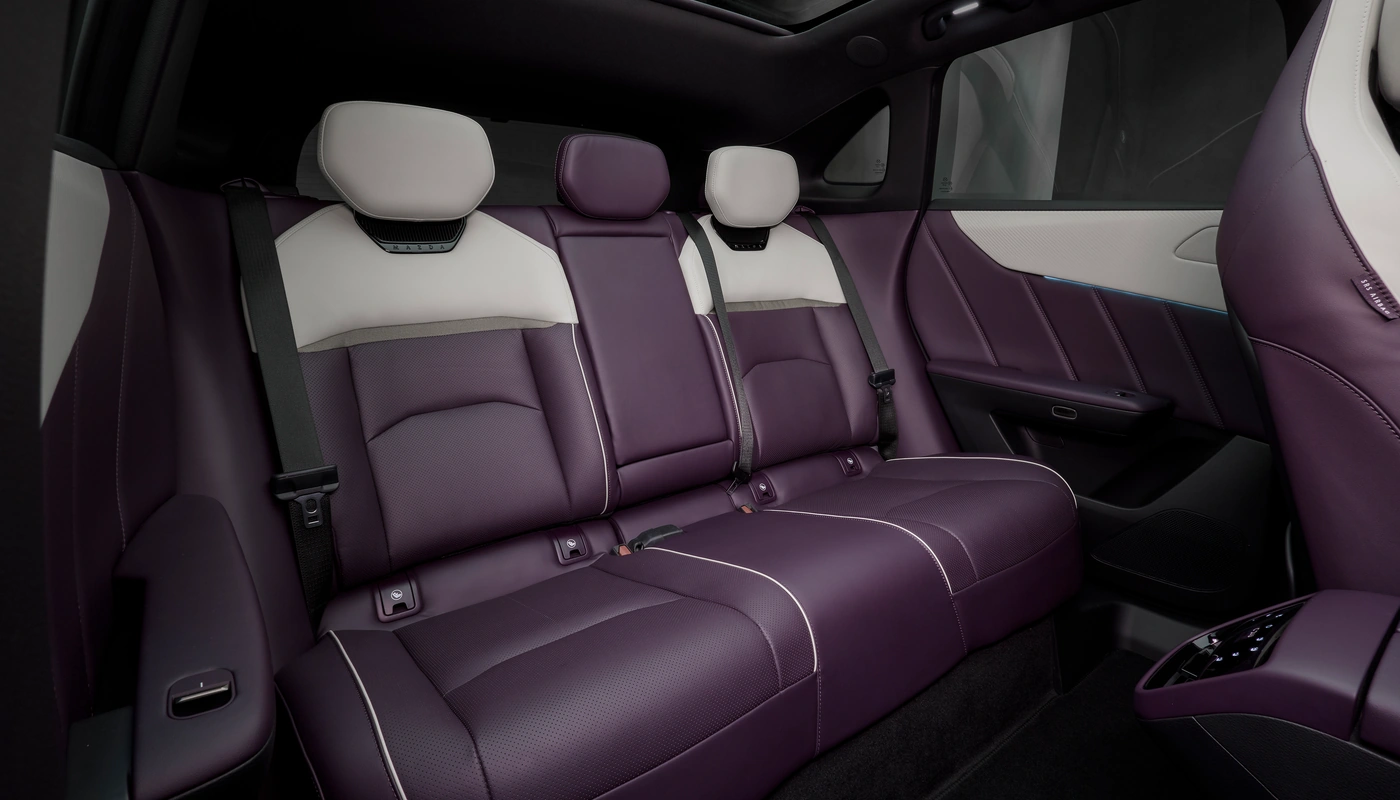 Mazda Cx 6e - Interior Asientos Traseros