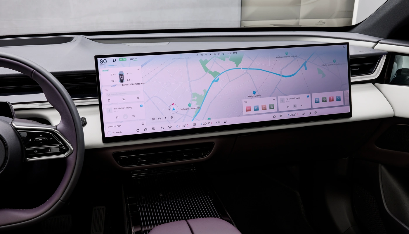 Mazda Cx 6e - Interior Pantalla Central
