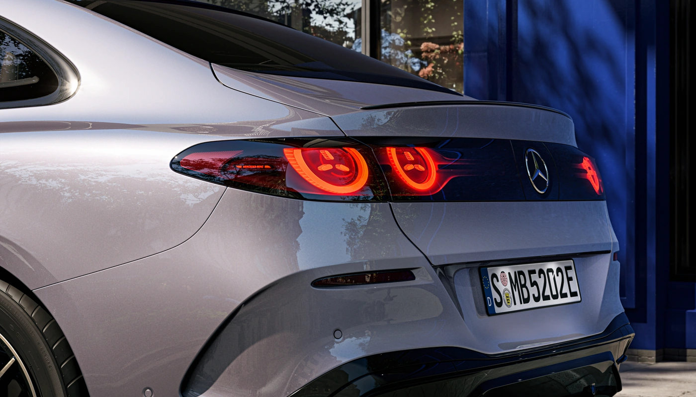 Mercedes Benz C - Exterior Trasera Exterior Detalle