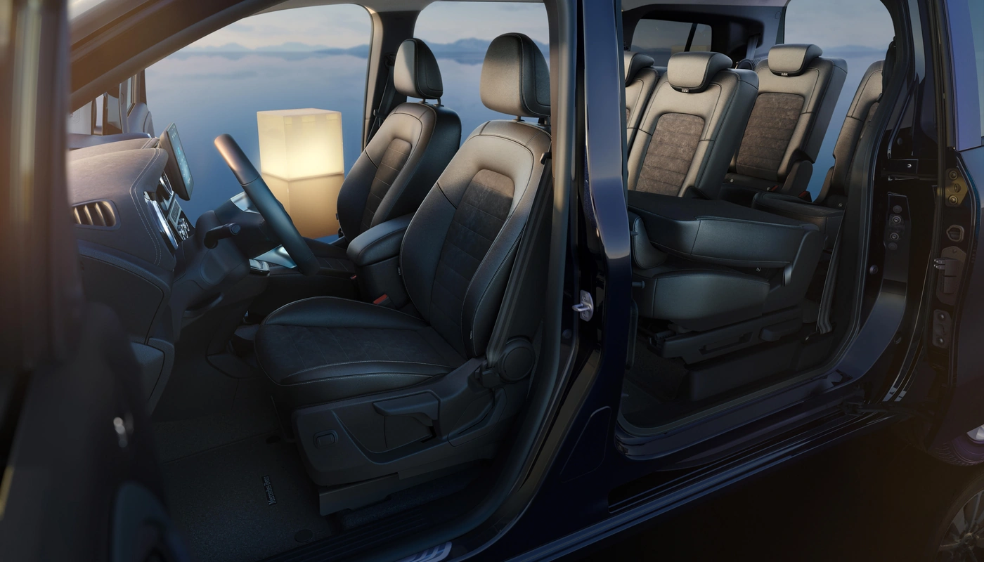 Mercedes Benz Eqt - Interior Detalle