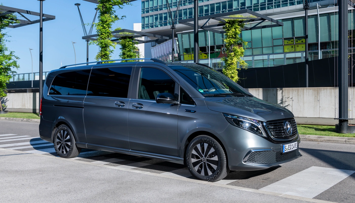 Mercedes Benz Eqv - Contexto Entorno Real Contexto Aparcado Exterior Lateral Derecha