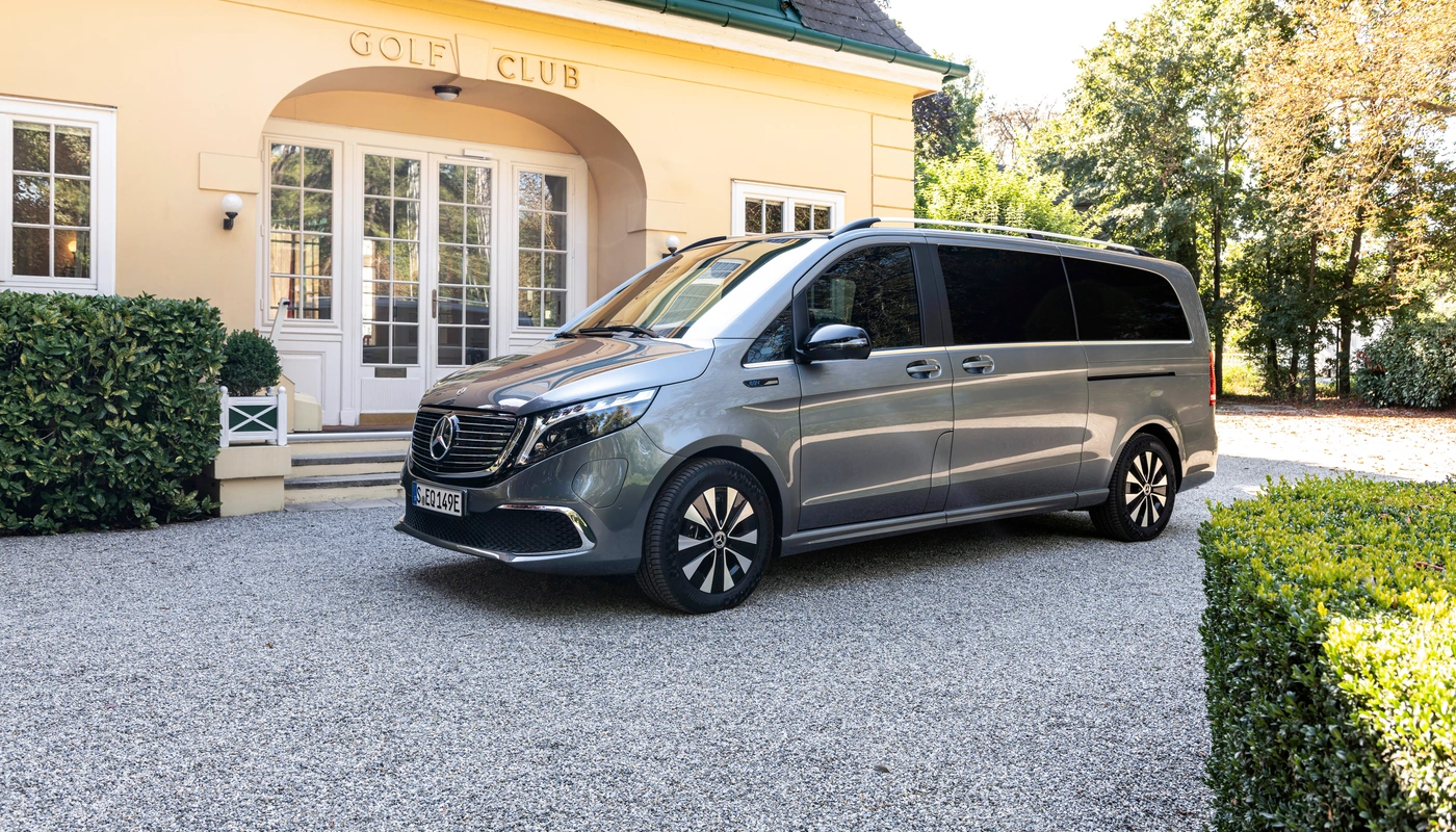 Mercedes Benz Eqv - Contexto Entorno Real Contexto Aparcado Exterior Lateral Izquierda