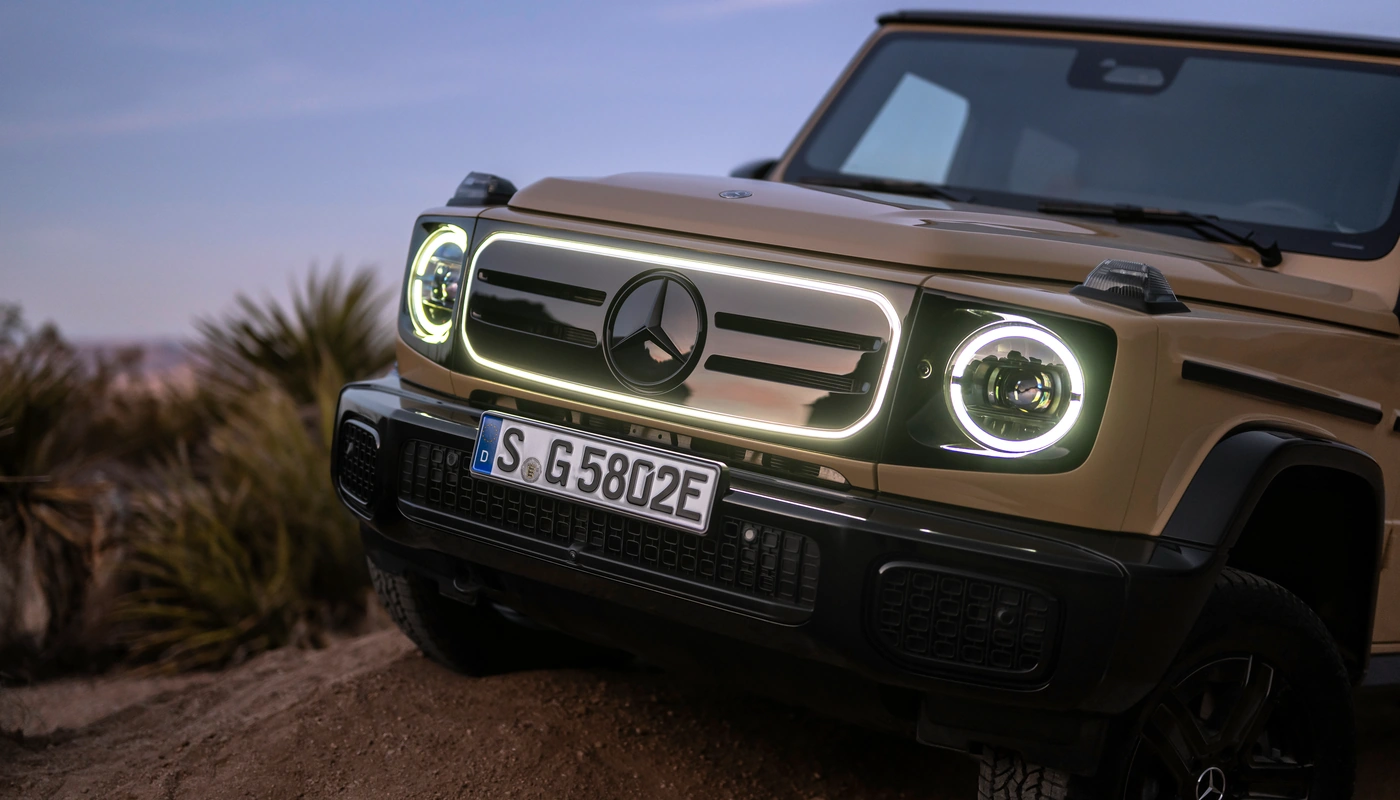 Mercedes Benz G - Contexto Entorno Real Contexto Conduciendo Exterior Frontal Exterior Detalle