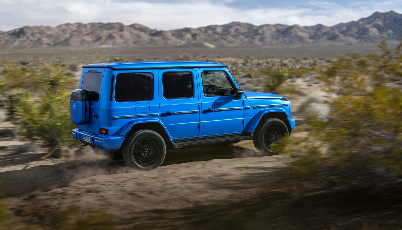 Mercedes Benz G - Contexto Entorno Real Contexto Conduciendo Exterior Lateral Derecha