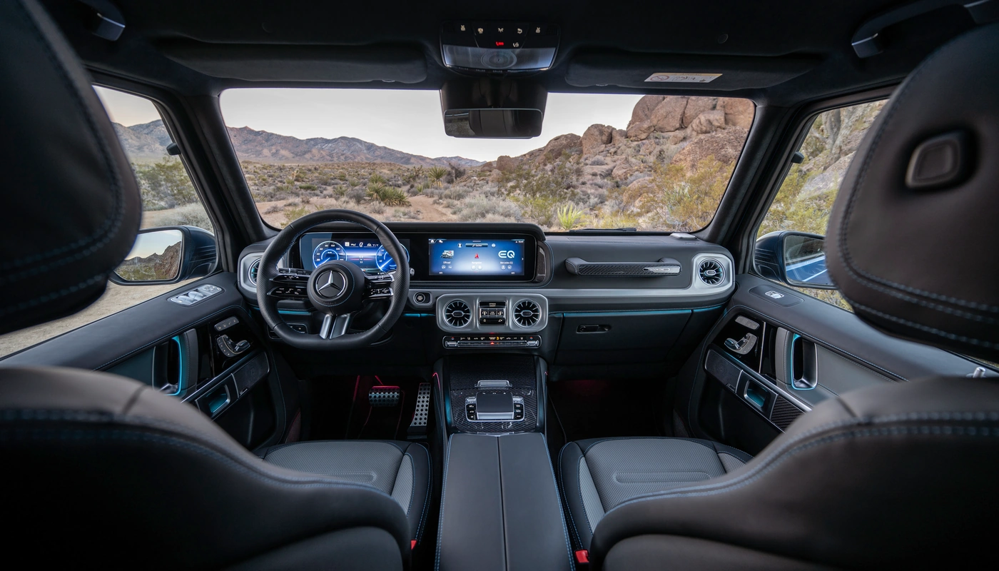 Mercedes Benz G - Interior Salpicadero Interior Pantalla Central Interior Volante