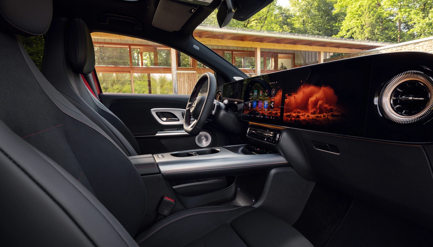 Mercedes Benz Gla - Interior Pantalla Central