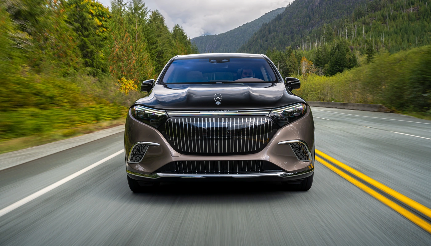 Mercedes Benz Maybach Eqs Suv - Contexto Entorno Real Contexto Conduciendo Exterior Frontal
