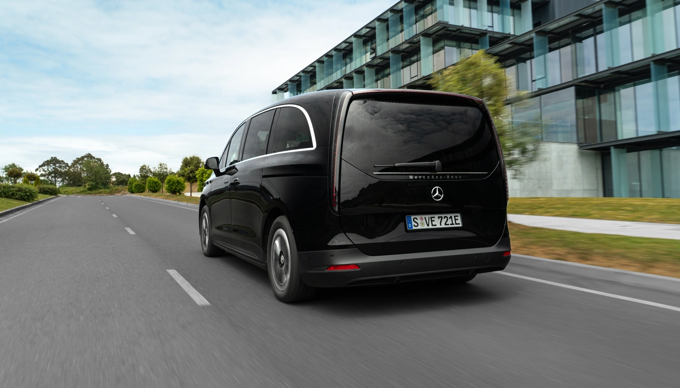 Mercedes Benz Vle - Contexto Conduciendo Contexto Destacado Exterior Trasera Exterior Trasera Derecha