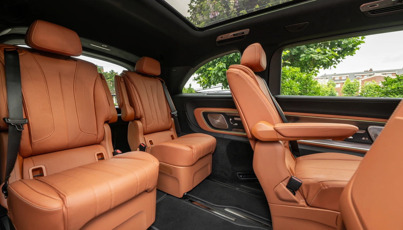 Mercedes Benz Vle - Interior Asientos Traseros Interior Detalle